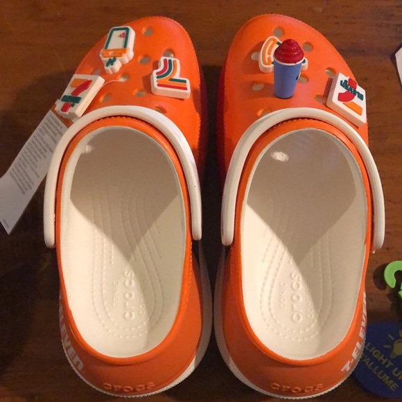 Crocs 7 Eleven Clogs - Picture 2 of 10